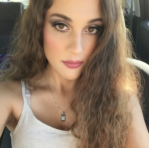 Evi J