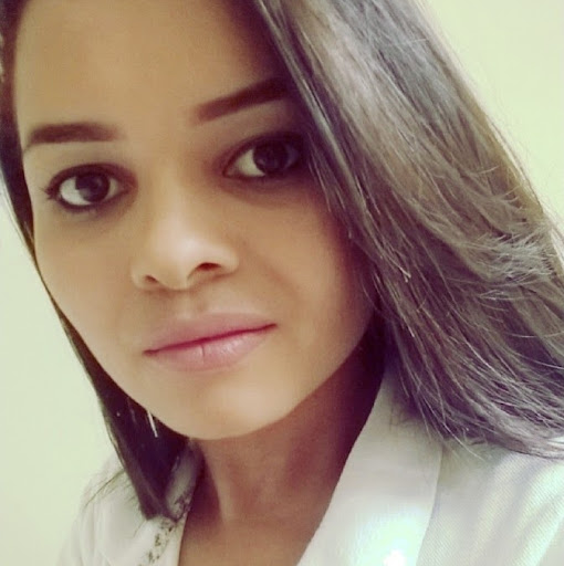 Erika Diniz