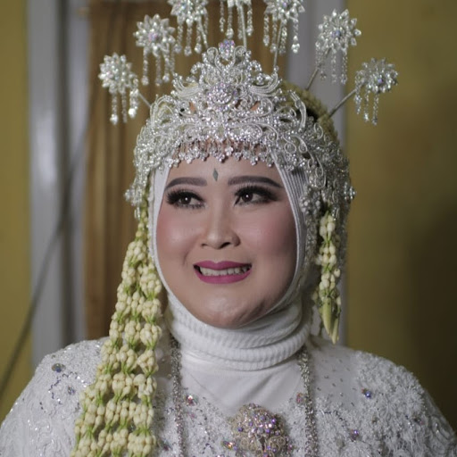 NeniSuryani ESA#25 profile icon