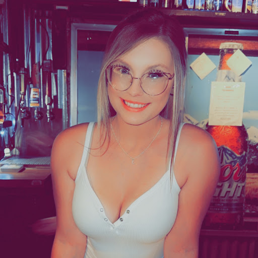 Danielle henefield