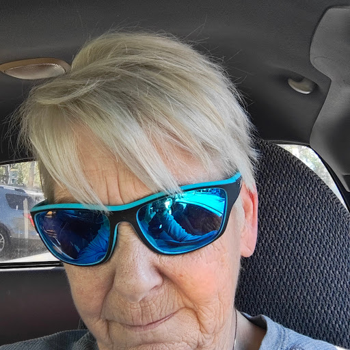 Sandra Holsopple
