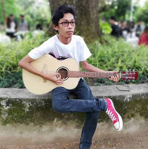 Htet Win