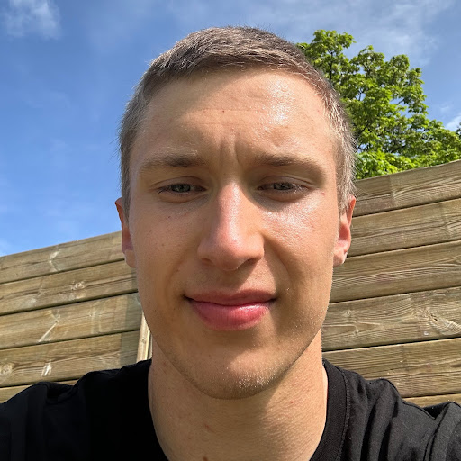 default profile pic2.png