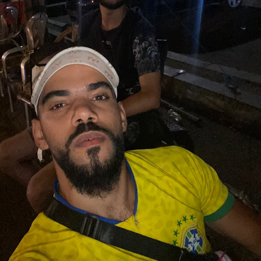 Uplatz profile picture of Yassin Elkoussia