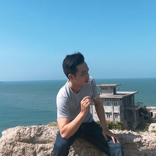 Hiếu Huỳnh