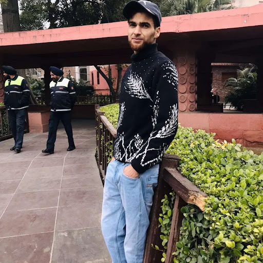 Sajad Mir