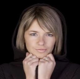 Writer: Eva Gutmane