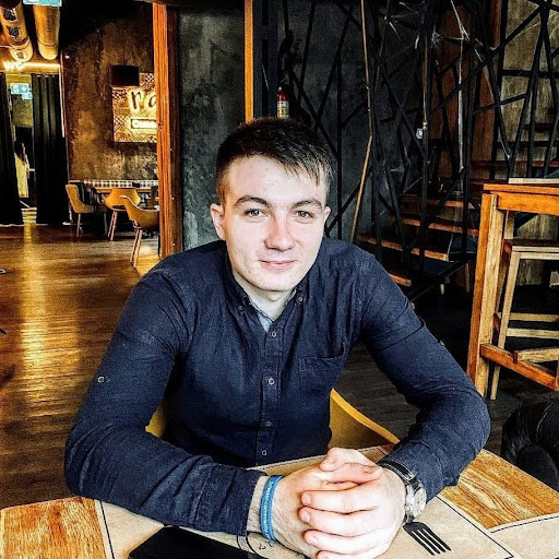 Никита Топал