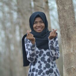 sutinah rahman profile icon