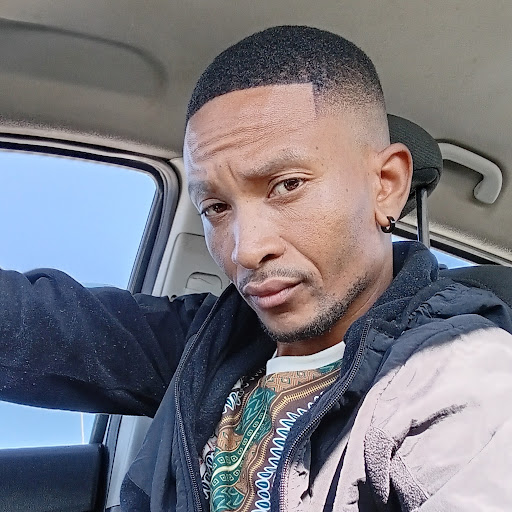 Mandla Maloyi