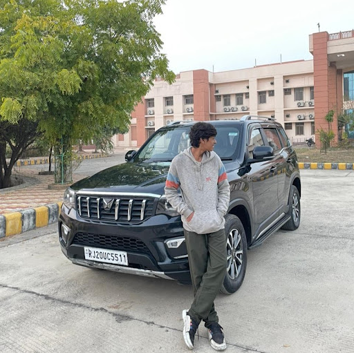 Priyanshu Gupta profile pic