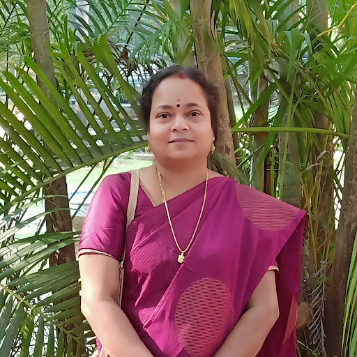 Dr Lakshmi K