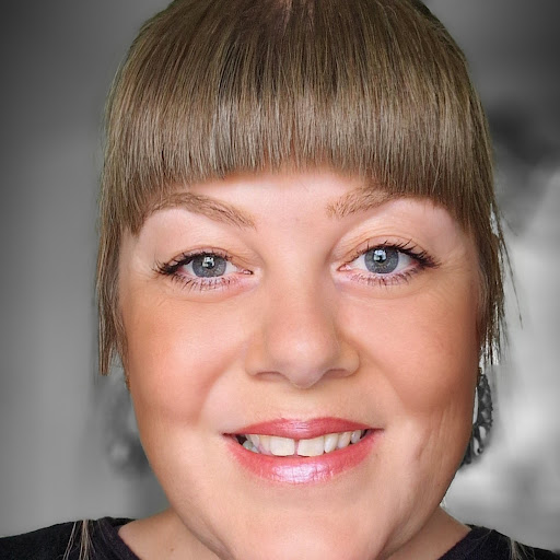 Leanne Wilson