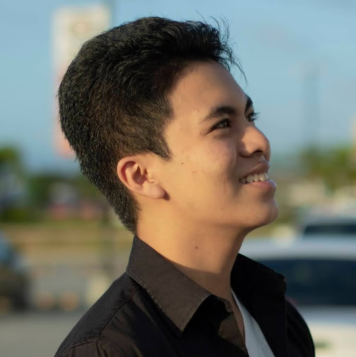 default profile pic2.png
