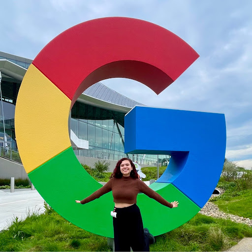 Viviana Chiang's avatar