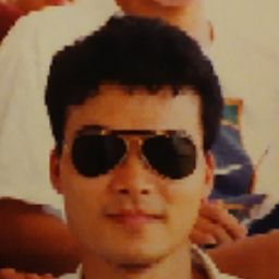 何天德