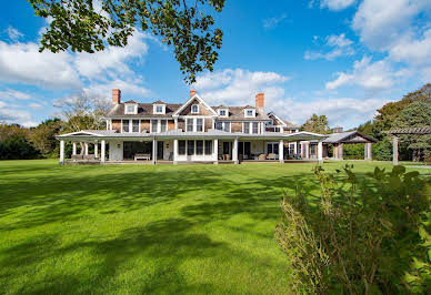 House with pool 1