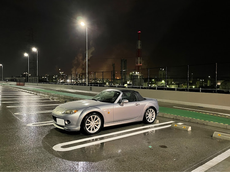 ロードスターの阪神高速湾岸線・高石パーキングに関するカスタム事例の投稿画像1枚目