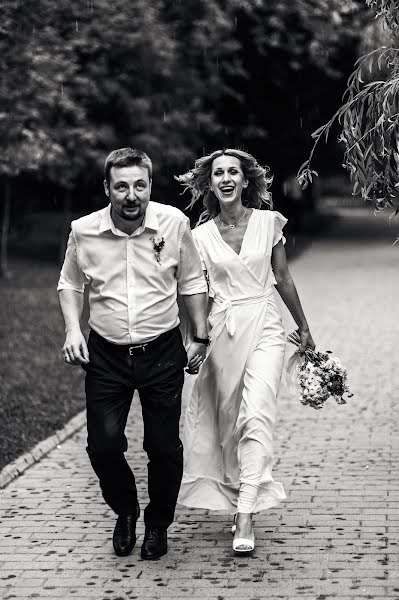 Nhiếp ảnh gia ảnh cưới Vladimir Simonov (vladimirsimonov). Ảnh của 26 tháng 3 2019