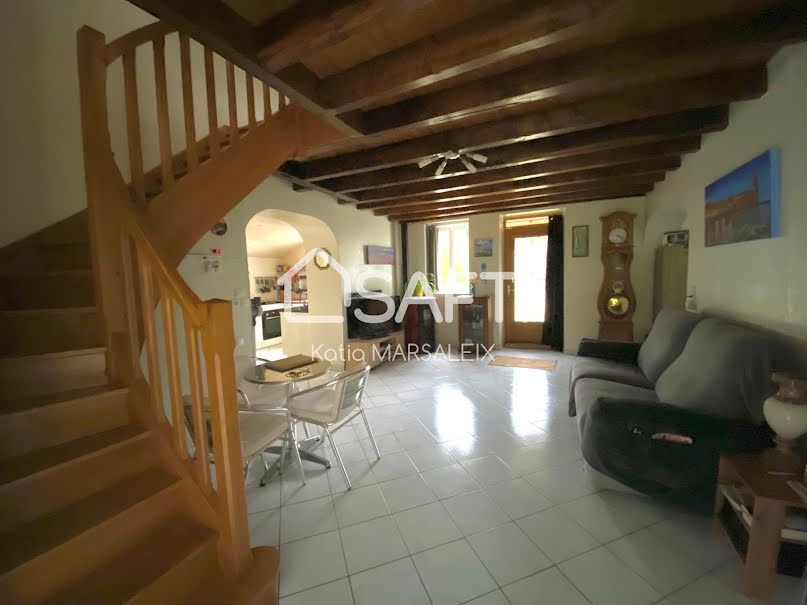 Vente maison 4 pièces 112 m² à Saint-Chartier (36400), 168 500 €