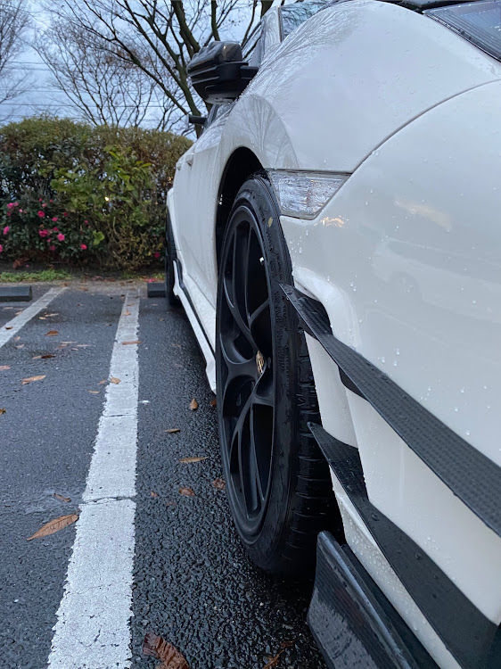 シビックタイプRの今年最後のカスタム・師走突入・洗車・newホイール・BBS RI-Dに関するカスタム事例の投稿画像8枚目