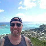 Használó: Archie Webb