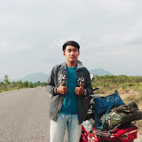 ម៉ក់ និតិ