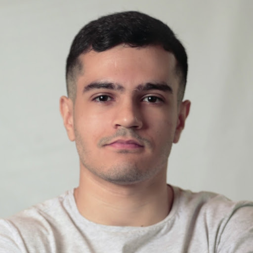 Thiago Gomes (Condutor)