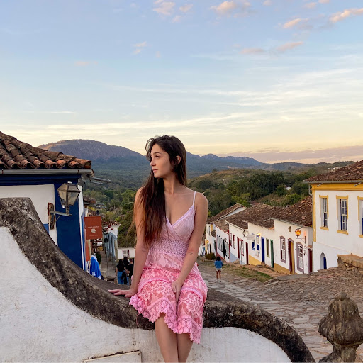 Izabella Nascimento Costa (Conduzido)