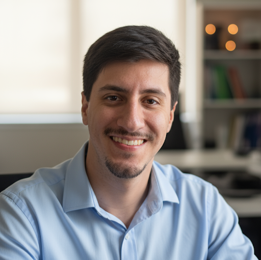 Luís Gustavo Marangon (Condutor)