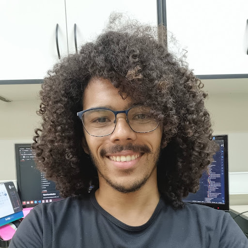 Marcos Paulo “MP” Ferreira de Souza (Condutor)