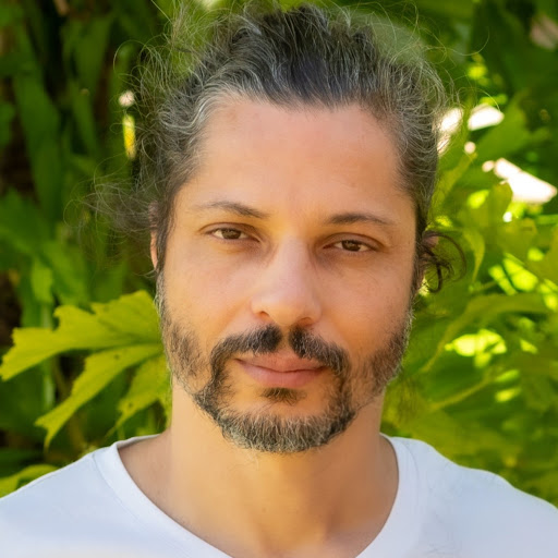 Eduardo Aguiar Dutra (Condutor)