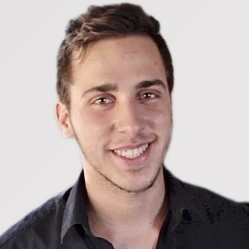Daniel Lyra (Condutor)