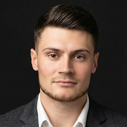 Aleksandrs V.