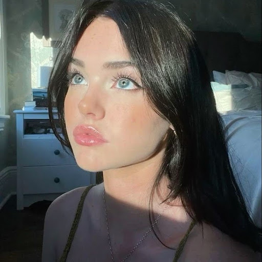 Yasmin Del'russo