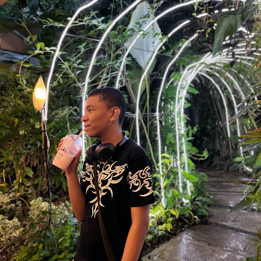 Wyn Zaniel Dela Luya