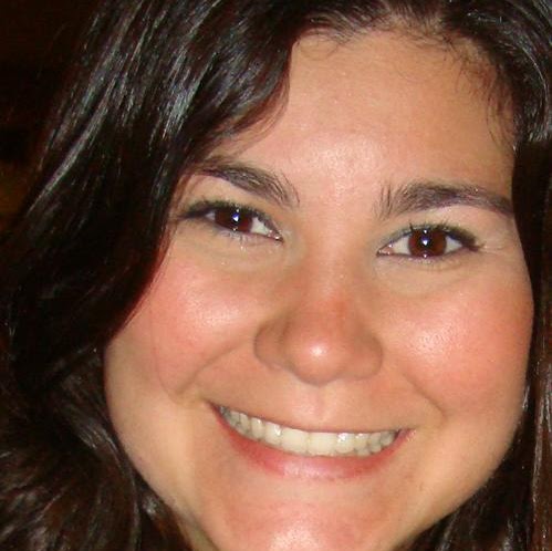 Daniela Lemos Barcellos (Conduzido)