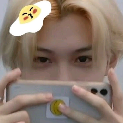 HYUNJIN 