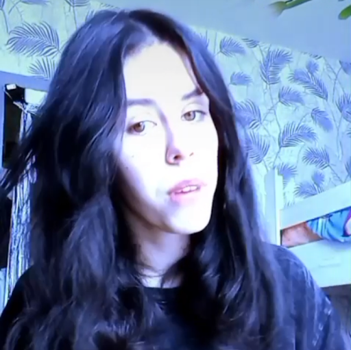 Александра Милвис 