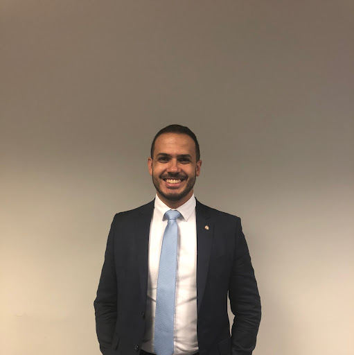 Peter Souza (Condutor)