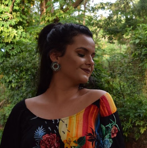 Rebeca Rodrigues (Conduzido)