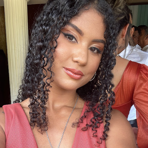 Gabrielle Lourenço (Conduzido)