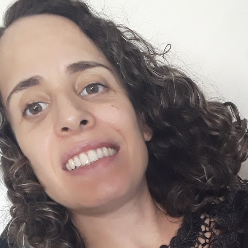 Lara Gomes Côrtes (Conduzido)