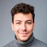 Yazarın fotoğrafı: Cenk Burku