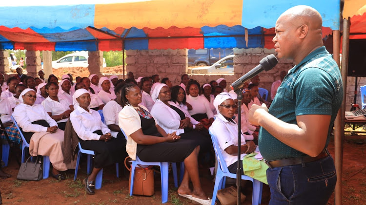 Machakos Deputy Governor Francis Mwangangi addressing congregation at Archangels Catholic Church Ikaawani, Katoloni Parish in Machakos county on Sunday, May 7