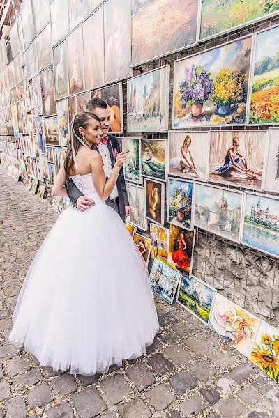 Fotógrafo de casamento Kamil Szymoniak (kamilszymoniak). Foto de 10 de março 2020