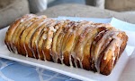 --Cinnamon Roll Pull Apart Bread--- was pinched from <a href="http://www.mychocolatetherapy.com/2012/01/cinnamon-roll-pull-apart-bread.html" target="_blank">www.mychocolatetherapy.com.</a>