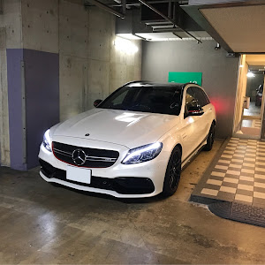 Cクラスステーションワゴン C63