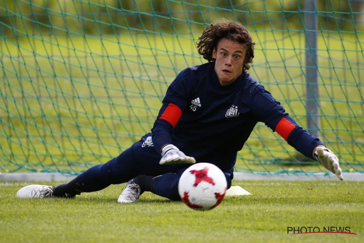 Anderlecht veut prolonger Svilar, mais le cas reste compliqué