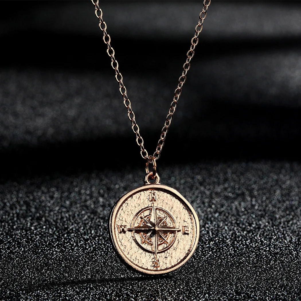 Title 5, Collier pendentif boussole Hip Hop, un accessoi...